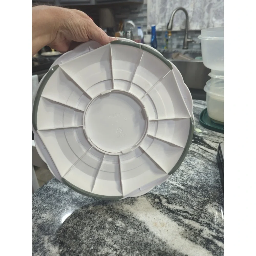 Round Wilton Lazy Susan Turntable for Cake Decorating Non Slip